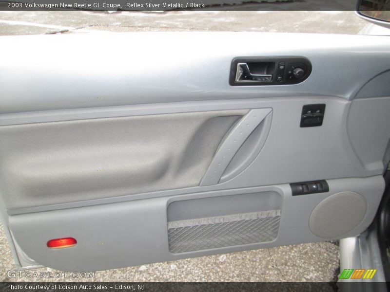Reflex Silver Metallic / Black 2003 Volkswagen New Beetle GL Coupe