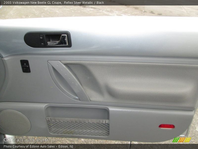 Reflex Silver Metallic / Black 2003 Volkswagen New Beetle GL Coupe