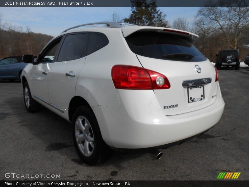 Pearl White / Black 2011 Nissan Rogue SV AWD