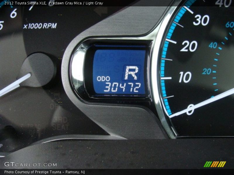 Predawn Gray Mica / Light Gray 2012 Toyota Sienna XLE