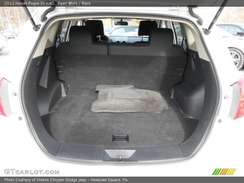 Pearl White / Black 2011 Nissan Rogue SV AWD