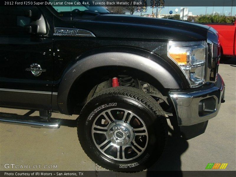 Tuxedo Black Metallic / Black 2012 Ford F250 Super Duty Lariat Crew Cab 4x4