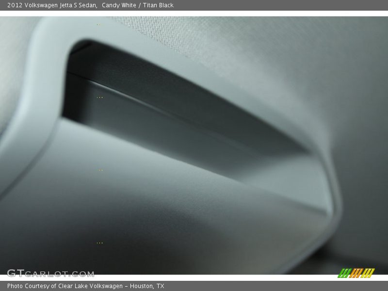 Candy White / Titan Black 2012 Volkswagen Jetta S Sedan