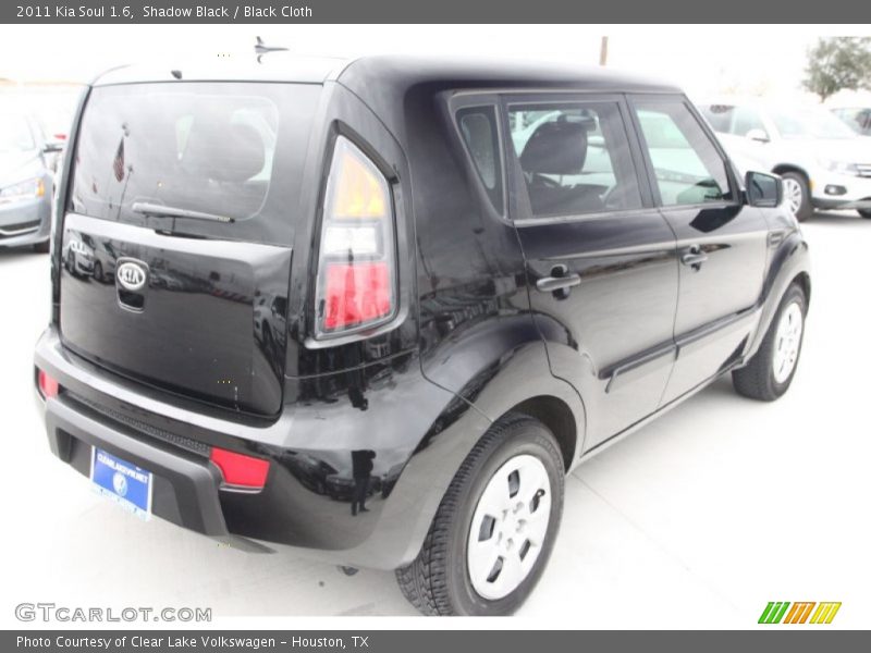 Shadow Black / Black Cloth 2011 Kia Soul 1.6