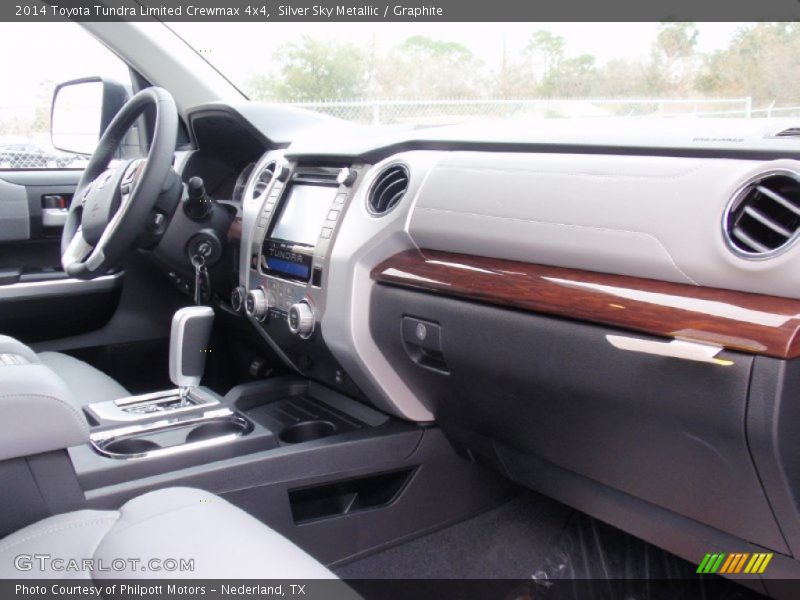 Silver Sky Metallic / Graphite 2014 Toyota Tundra Limited Crewmax 4x4