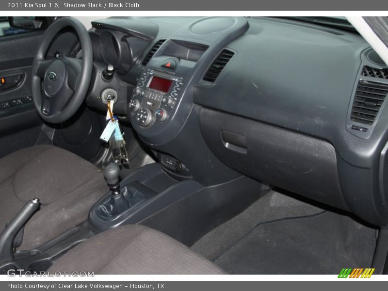 Shadow Black / Black Cloth 2011 Kia Soul 1.6