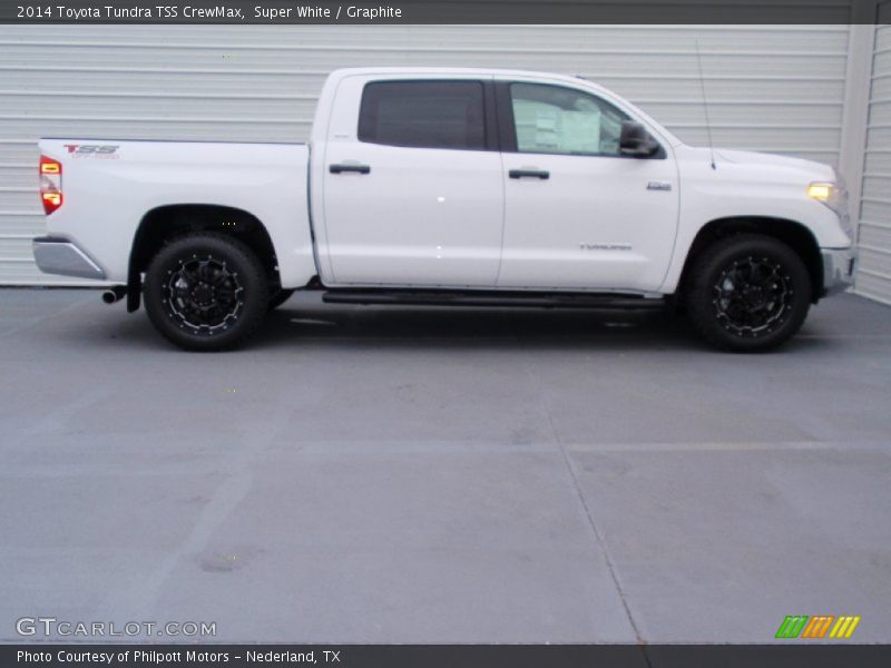 Super White / Graphite 2014 Toyota Tundra TSS CrewMax