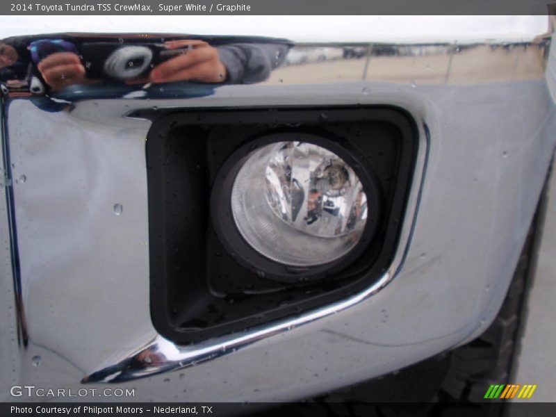 Super White / Graphite 2014 Toyota Tundra TSS CrewMax