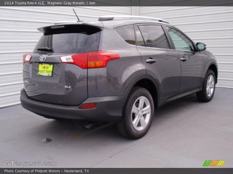 Magnetic Gray Metallic / Ash 2014 Toyota RAV4 XLE