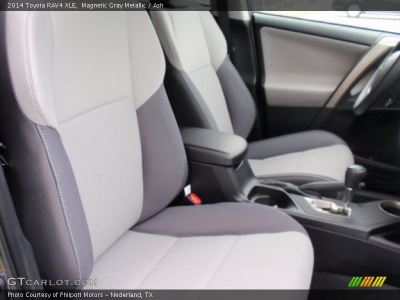 Magnetic Gray Metallic / Ash 2014 Toyota RAV4 XLE