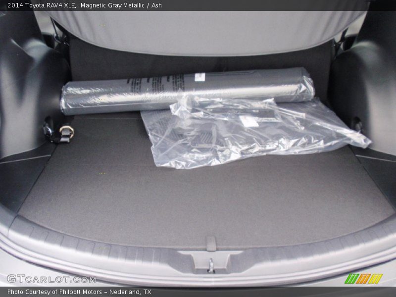 Magnetic Gray Metallic / Ash 2014 Toyota RAV4 XLE