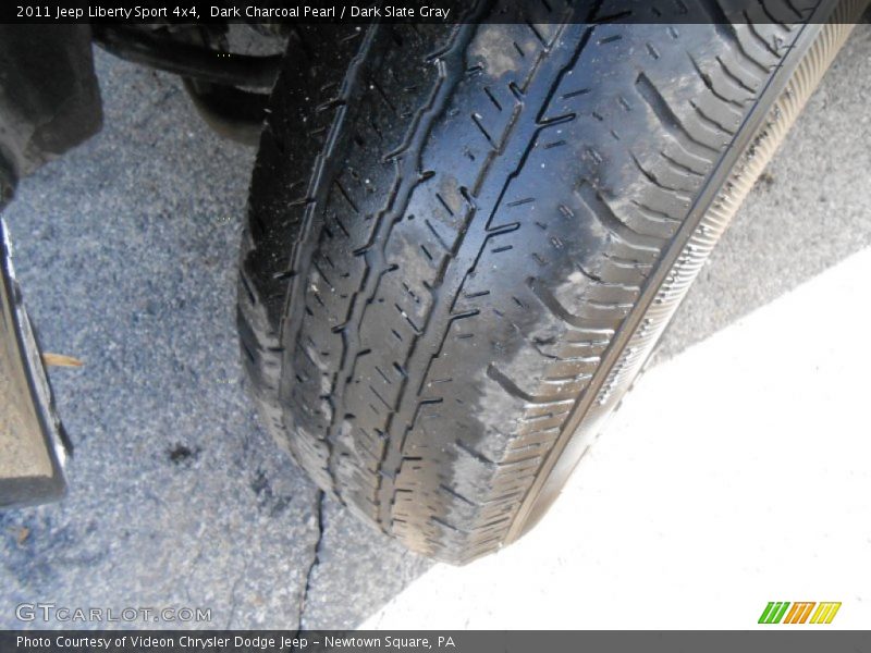 Dark Charcoal Pearl / Dark Slate Gray 2011 Jeep Liberty Sport 4x4