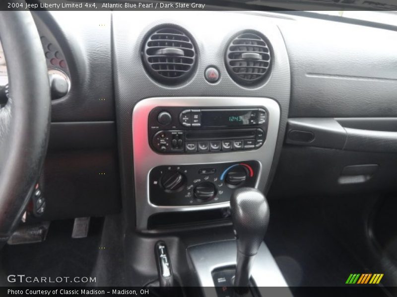 Atlantic Blue Pearl / Dark Slate Gray 2004 Jeep Liberty Limited 4x4