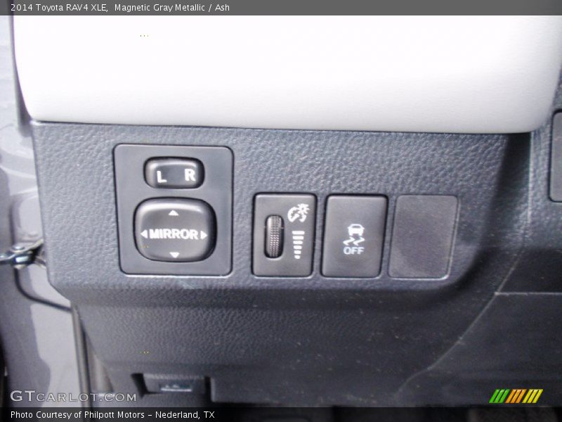 Magnetic Gray Metallic / Ash 2014 Toyota RAV4 XLE