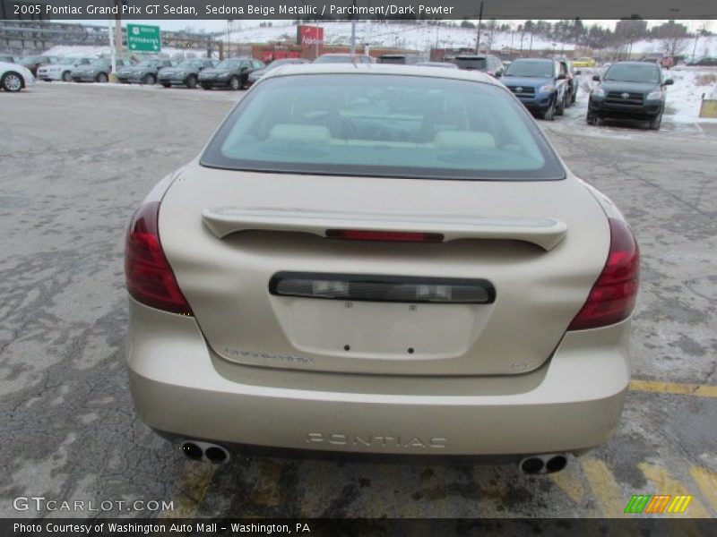 Sedona Beige Metallic / Parchment/Dark Pewter 2005 Pontiac Grand Prix GT Sedan