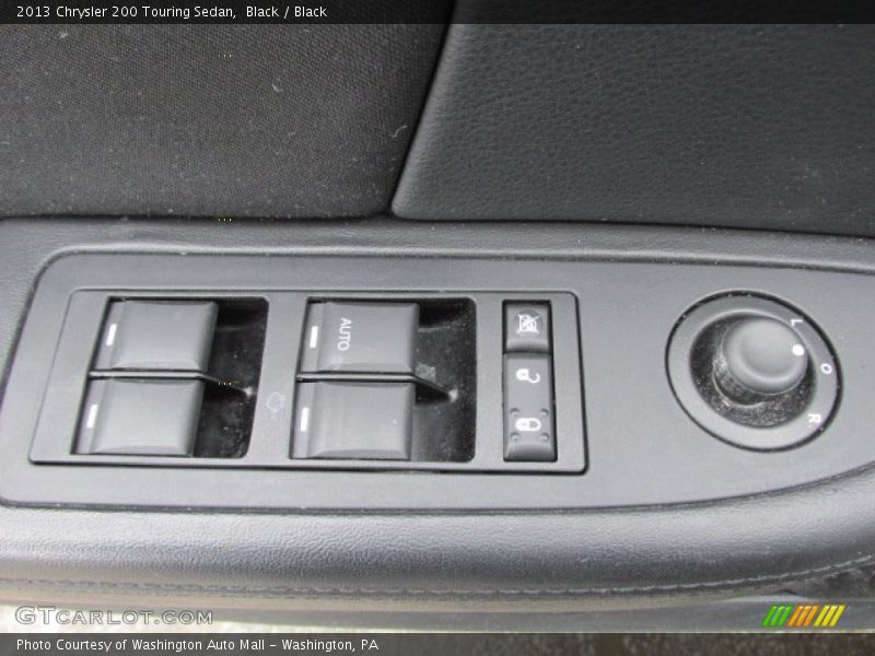 Black / Black 2013 Chrysler 200 Touring Sedan