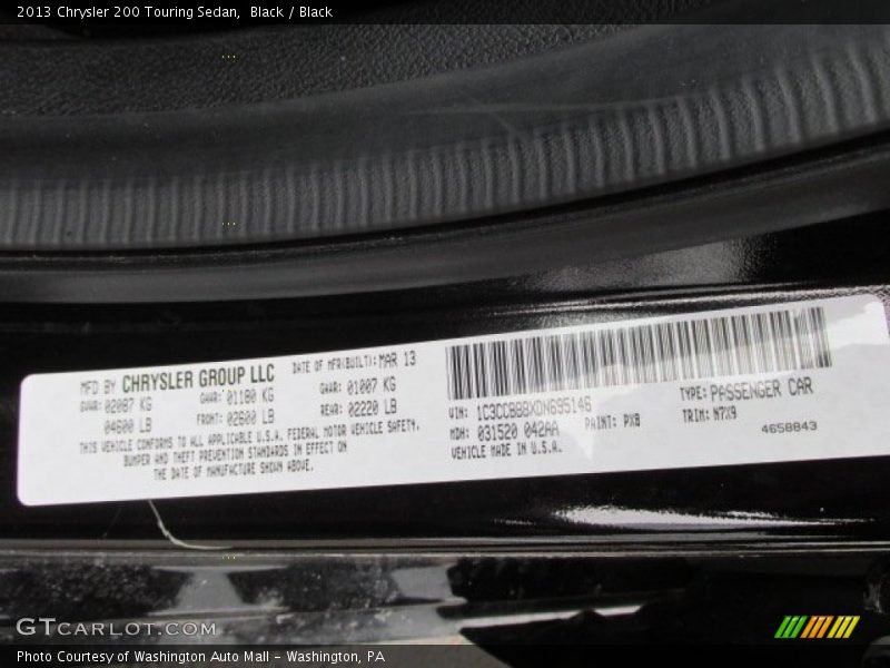Black / Black 2013 Chrysler 200 Touring Sedan