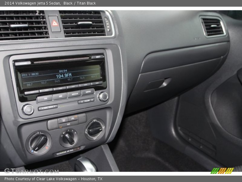 Black / Titan Black 2014 Volkswagen Jetta S Sedan