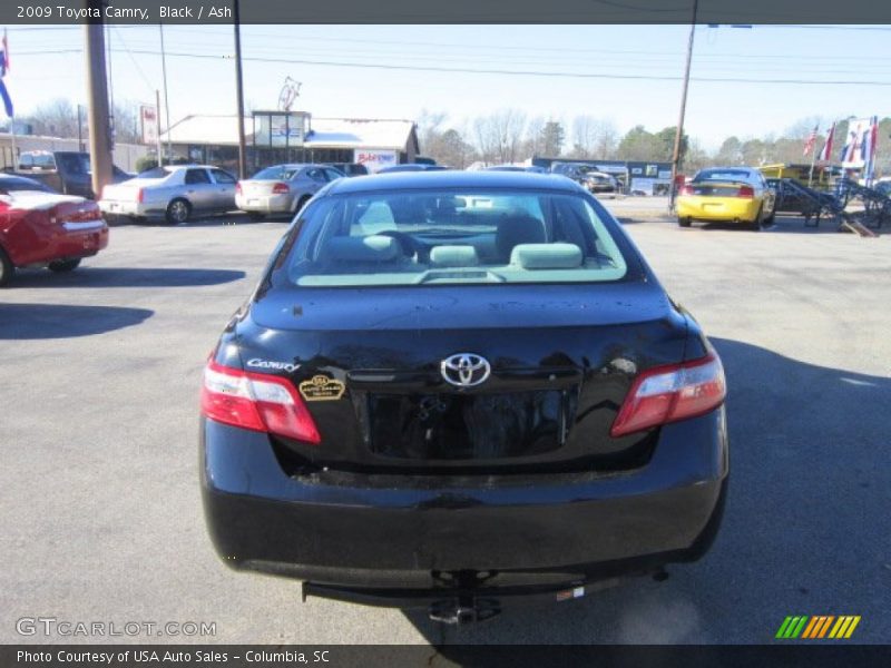 Black / Ash 2009 Toyota Camry