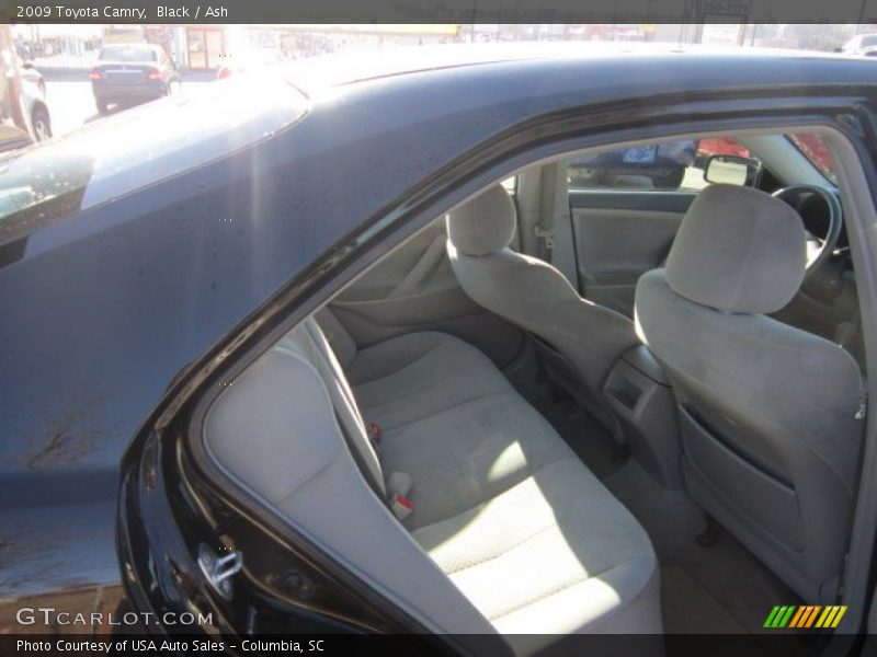 Black / Ash 2009 Toyota Camry