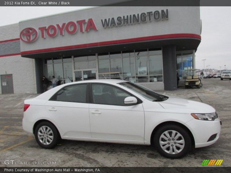 Clear White / Black 2012 Kia Forte EX