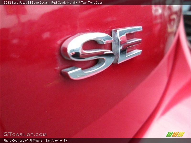 Red Candy Metallic / Two-Tone Sport 2012 Ford Focus SE Sport Sedan