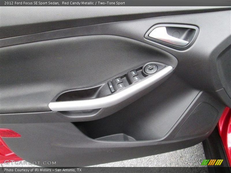 Red Candy Metallic / Two-Tone Sport 2012 Ford Focus SE Sport Sedan
