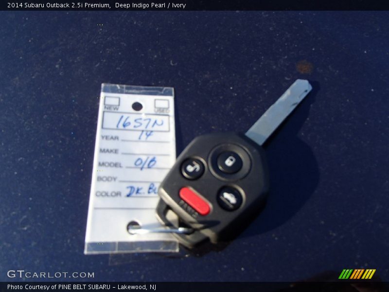 Deep Indigo Pearl / Ivory 2014 Subaru Outback 2.5i Premium