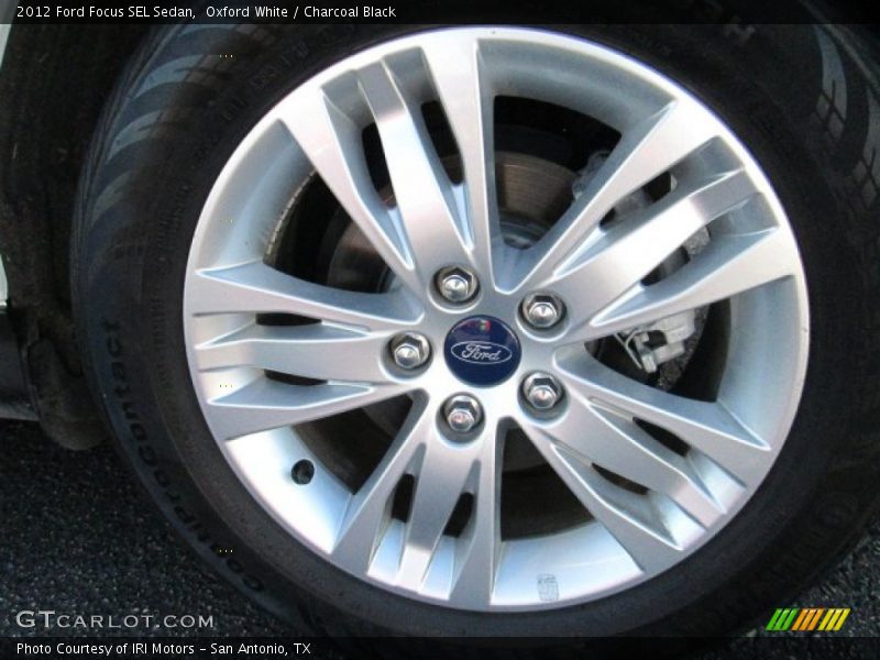Oxford White / Charcoal Black 2012 Ford Focus SEL Sedan