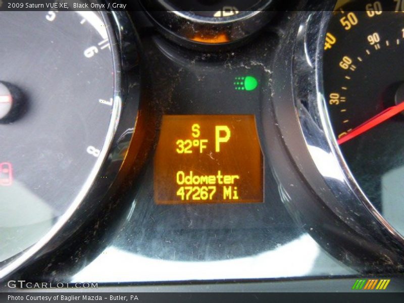 Black Onyx / Gray 2009 Saturn VUE XE