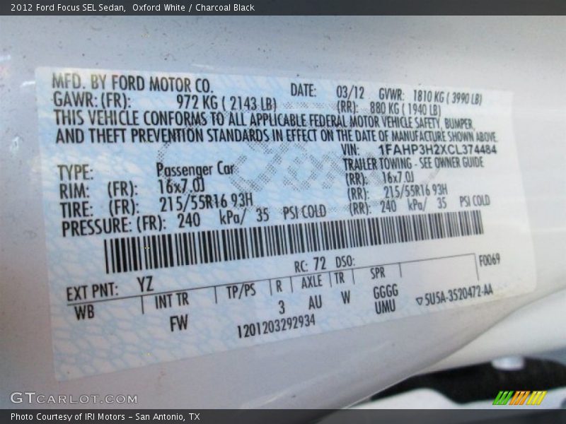 Oxford White / Charcoal Black 2012 Ford Focus SEL Sedan