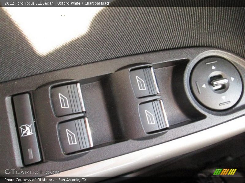 Oxford White / Charcoal Black 2012 Ford Focus SEL Sedan