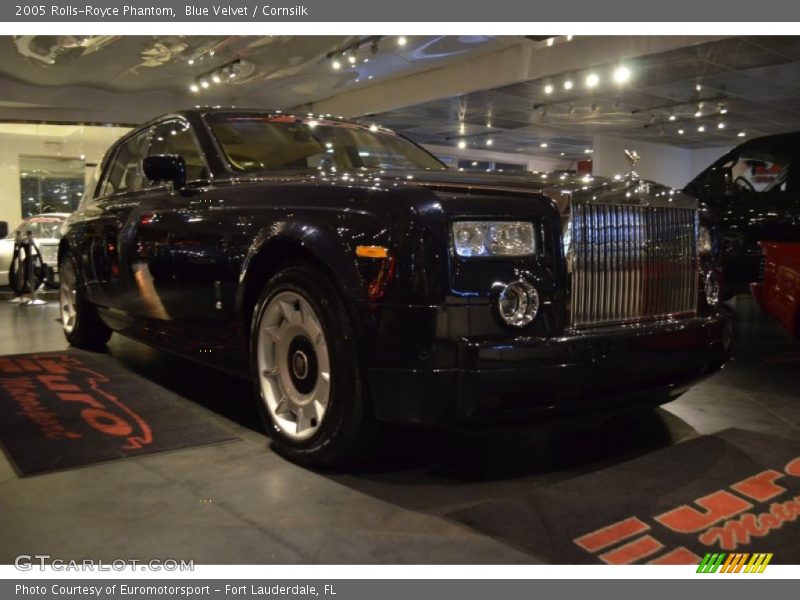 Blue Velvet / Cornsilk 2005 Rolls-Royce Phantom