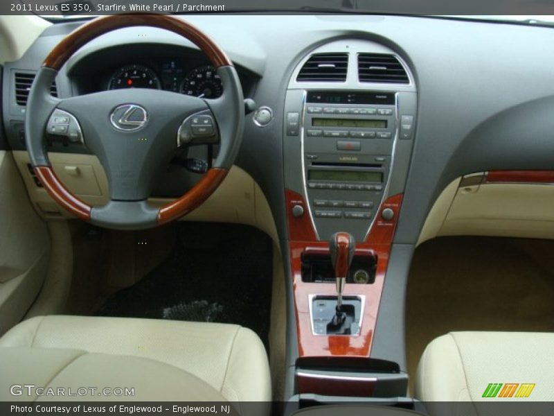 Starfire White Pearl / Parchment 2011 Lexus ES 350