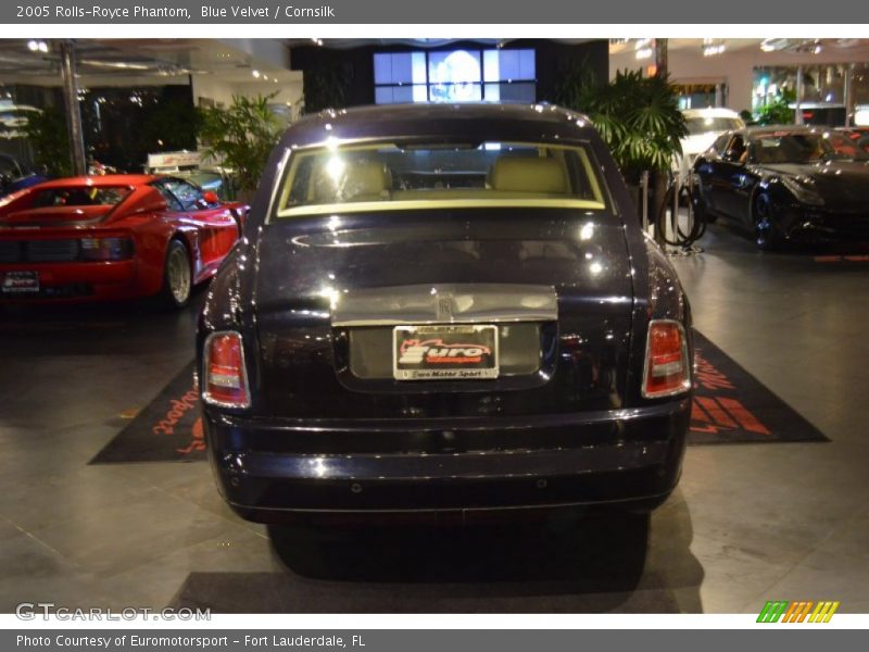 Blue Velvet / Cornsilk 2005 Rolls-Royce Phantom