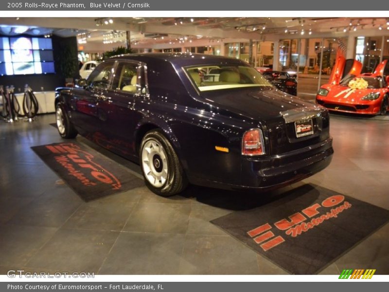 Blue Velvet / Cornsilk 2005 Rolls-Royce Phantom