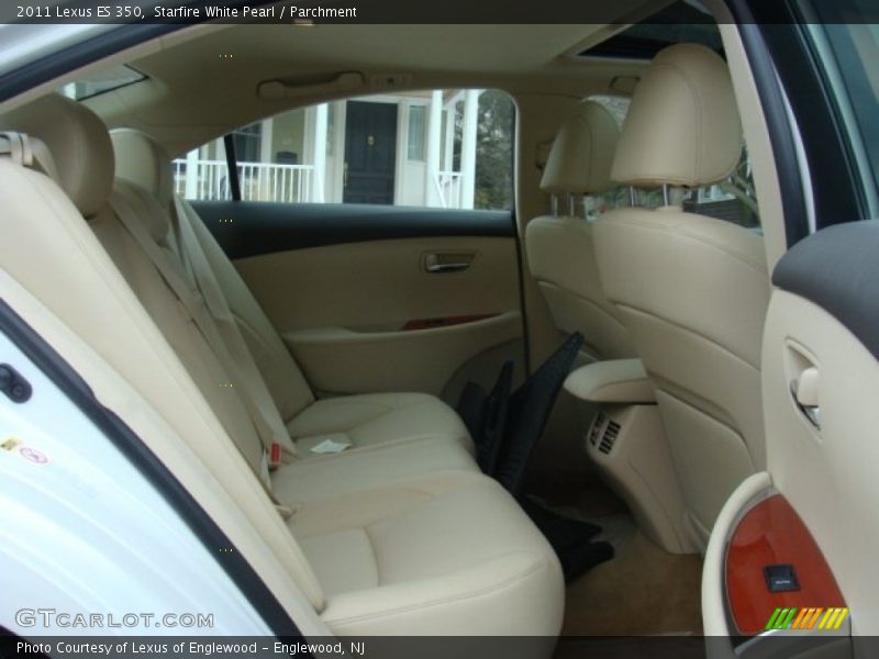 Starfire White Pearl / Parchment 2011 Lexus ES 350