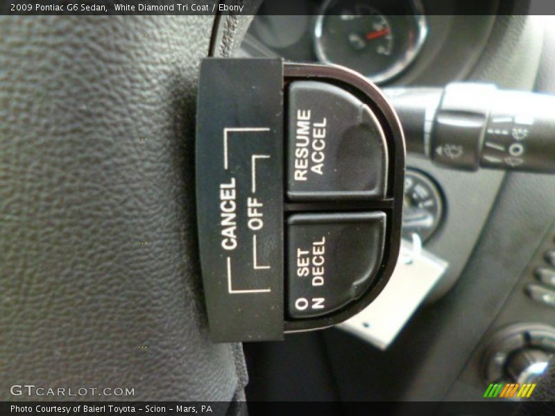 White Diamond Tri Coat / Ebony 2009 Pontiac G6 Sedan