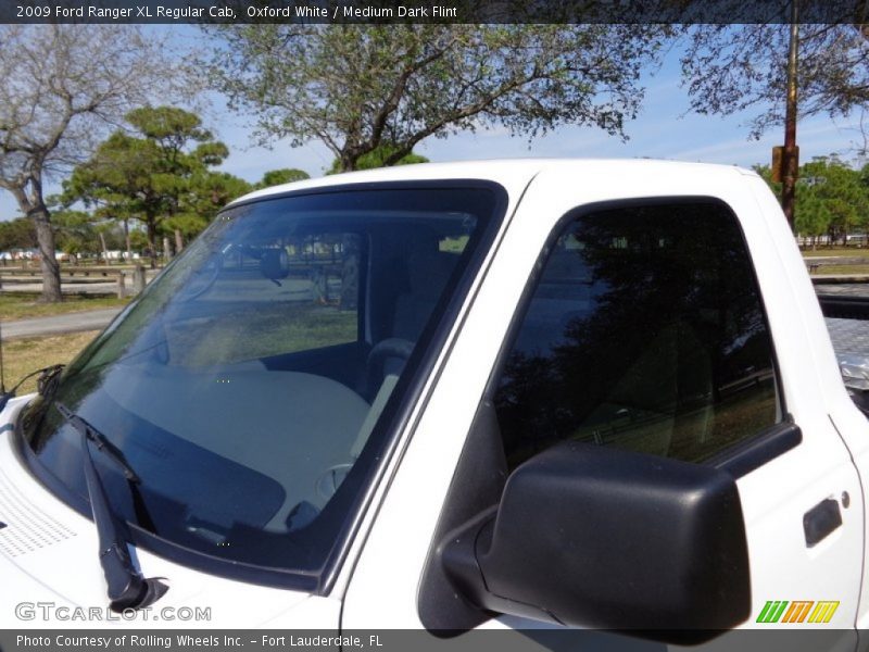 Oxford White / Medium Dark Flint 2009 Ford Ranger XL Regular Cab