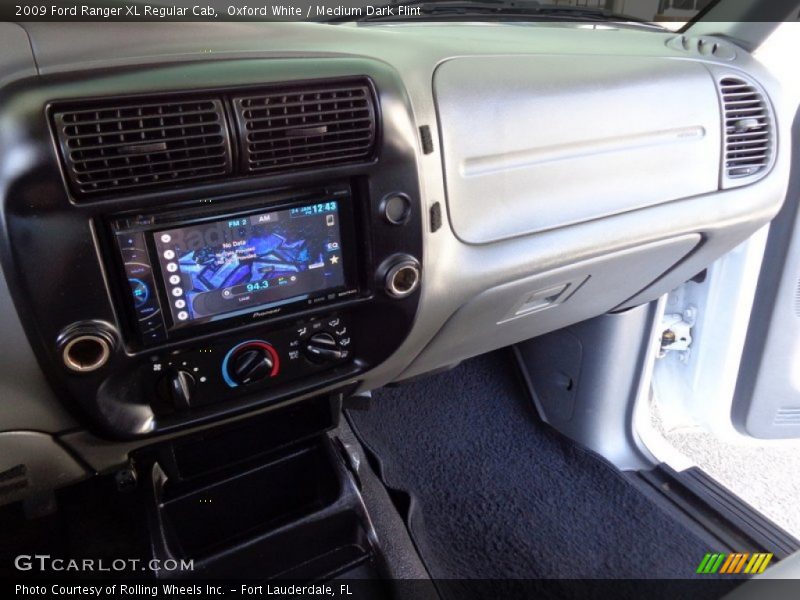 Oxford White / Medium Dark Flint 2009 Ford Ranger XL Regular Cab