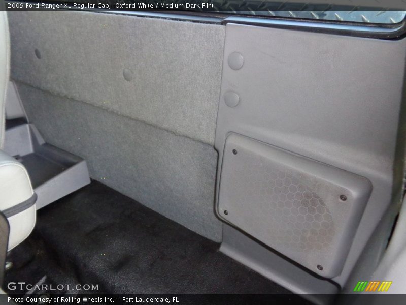 Oxford White / Medium Dark Flint 2009 Ford Ranger XL Regular Cab