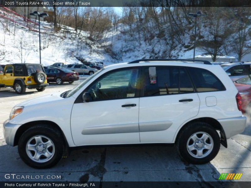 Super White / Taupe 2005 Toyota RAV4 4WD