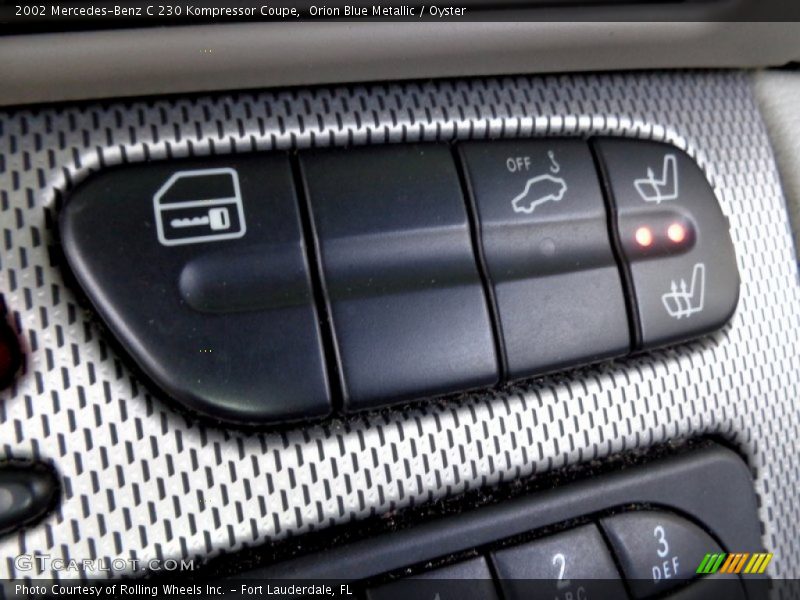 Controls of 2002 C 230 Kompressor Coupe