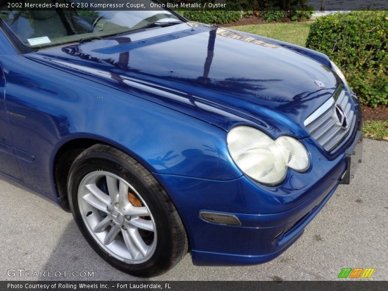 Orion Blue Metallic / Oyster 2002 Mercedes-Benz C 230 Kompressor Coupe