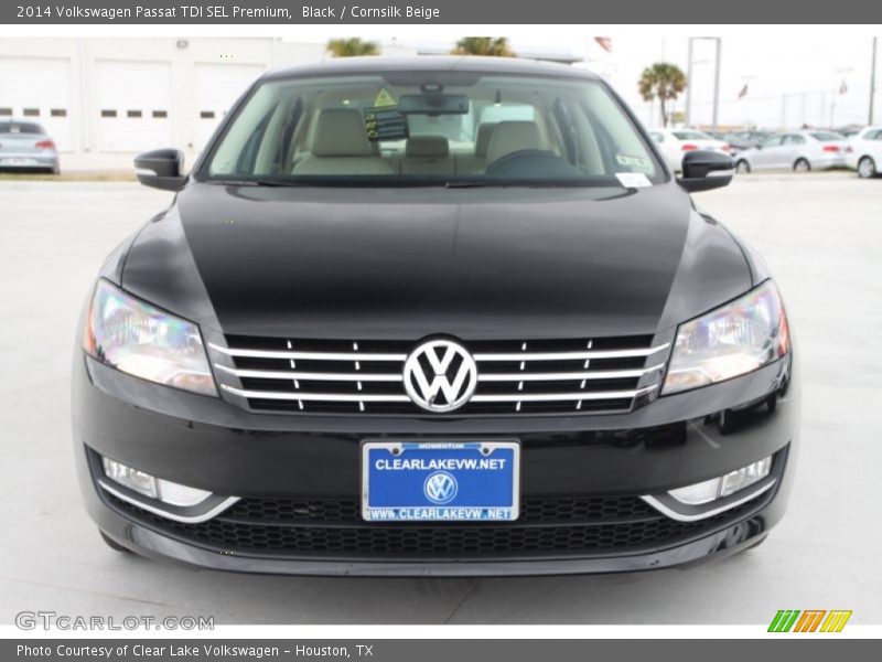 Black / Cornsilk Beige 2014 Volkswagen Passat TDI SEL Premium