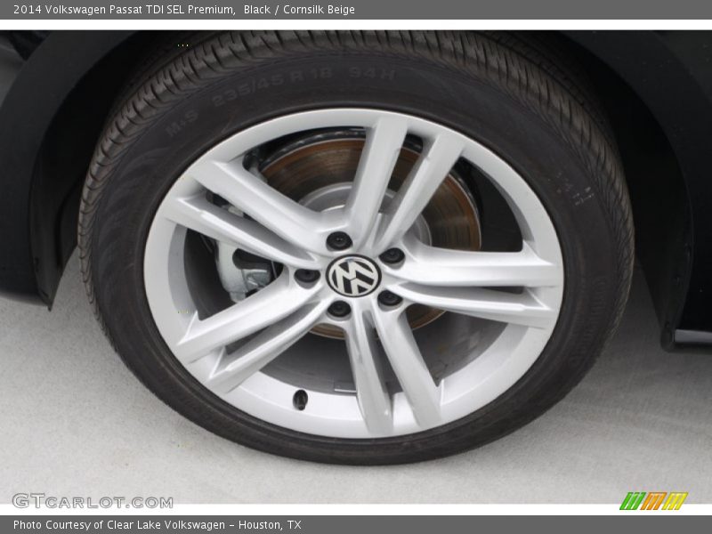 Black / Cornsilk Beige 2014 Volkswagen Passat TDI SEL Premium