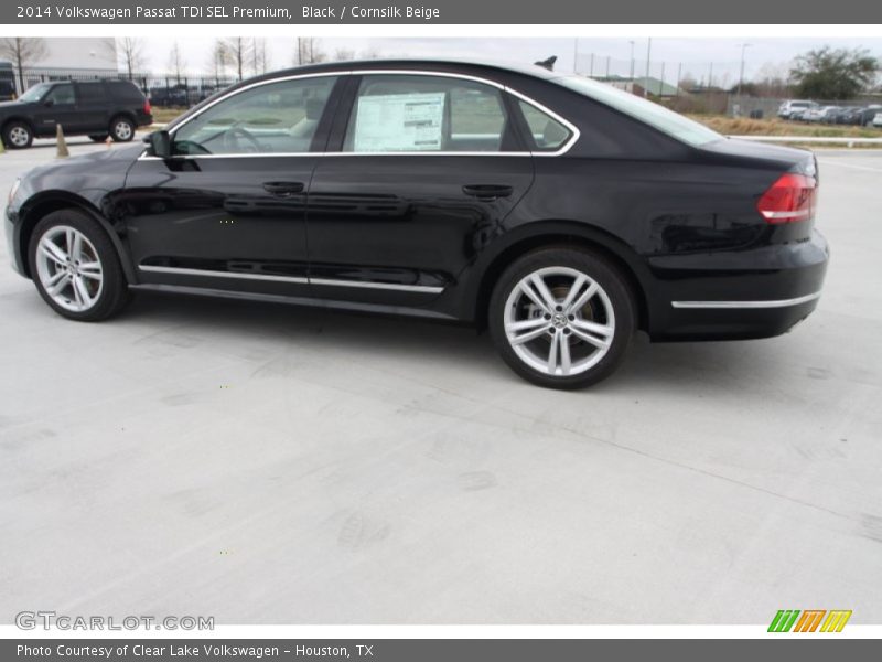 Black / Cornsilk Beige 2014 Volkswagen Passat TDI SEL Premium