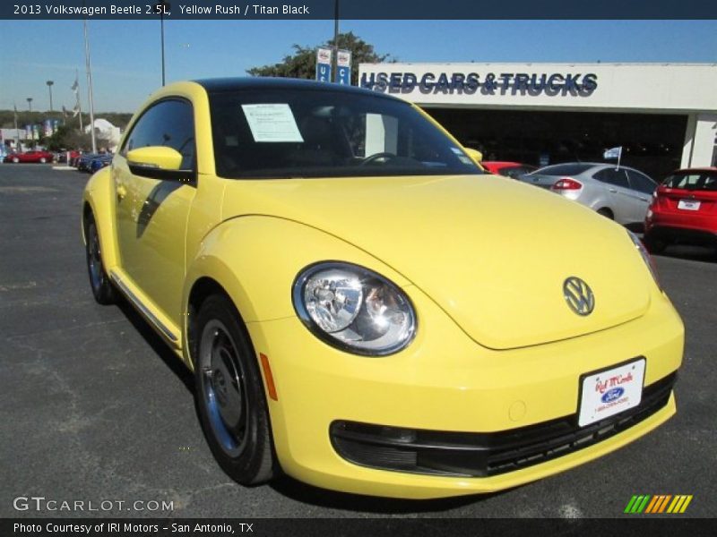 Yellow Rush / Titan Black 2013 Volkswagen Beetle 2.5L