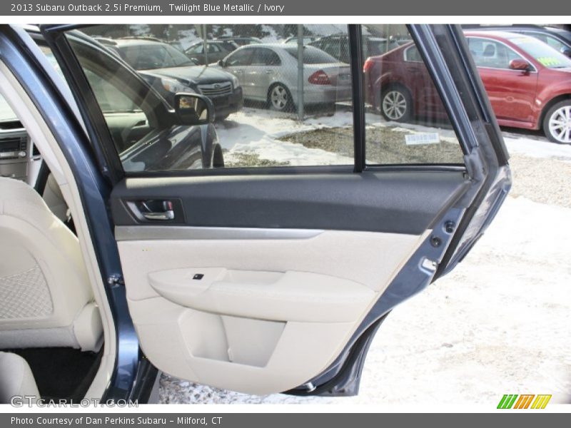 Twilight Blue Metallic / Ivory 2013 Subaru Outback 2.5i Premium