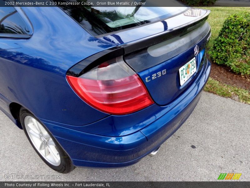 Orion Blue Metallic / Oyster 2002 Mercedes-Benz C 230 Kompressor Coupe